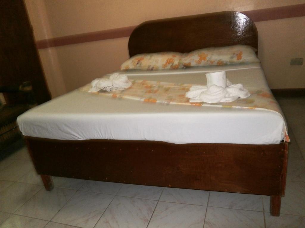Alliyah'S Beach Resort Balabag  Zimmer foto